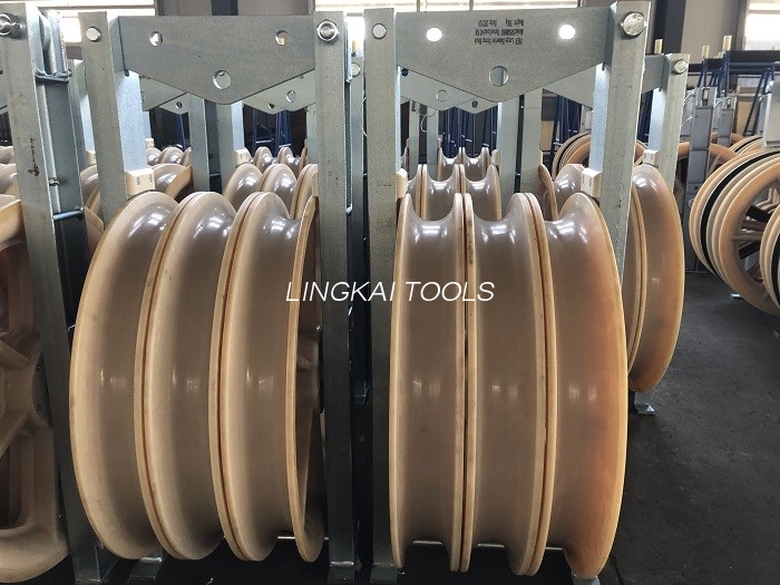condutor de nylon dos rolos de 660mm que amarra blocos para o cabo empacotado aéreo